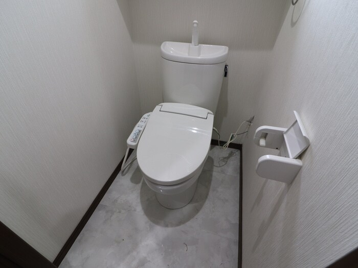 トイレ プレミアムコート武庫川