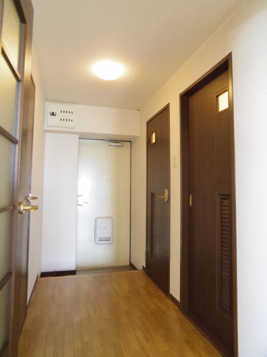 廊下 リベレ小西