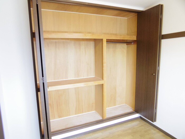 収納 リベレ小西