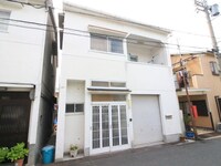 六万寺町２丁目貸家