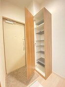 靴箱 GROOVE桃谷