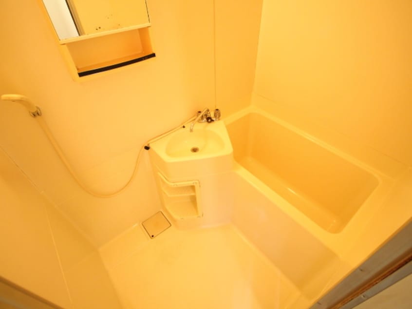 バス／シャワールーム等 ドミセ－ヌ