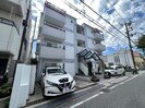 白い小さなＭａｎｓｉｏｎ六甲の外観