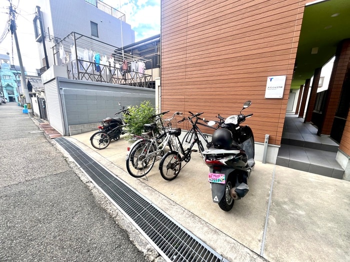 駐輪場 メゾンショコラW