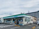 ファミリーマート(コンビニ)まで500m フジパレス忠岡Ａ棟