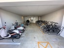 バイク置き場 ＣＡＬＭＥ高浜