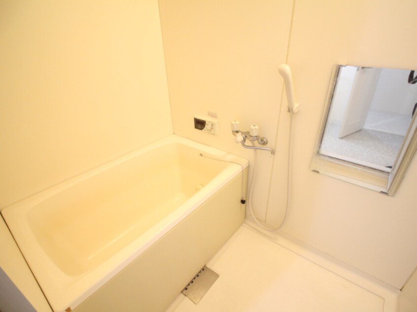 バス／シャワールーム等 ロイヤル八尾