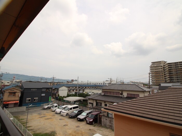 室内からの展望 ロイヤル八尾