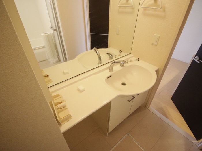 洗面 レ リヤン ファミリオ