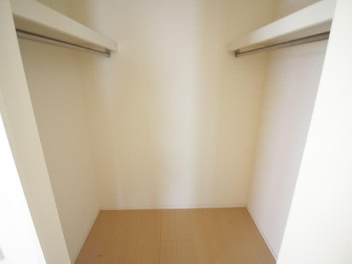 収納 レ リヤン ファミリオ