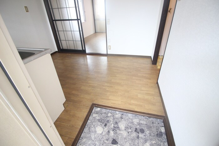 廊下 カームハイツ桜塚