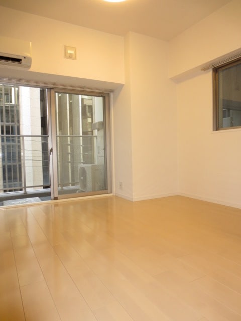 居室 アーデン京町堀イースト