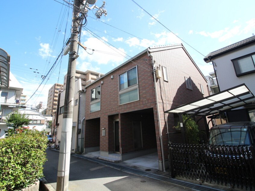 外観写真 Ａｍａｒａｎｔｈ　Ｉｔａｍｉ