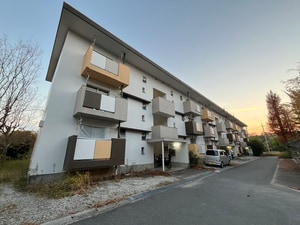 ヴィラナリー狭山　10号棟