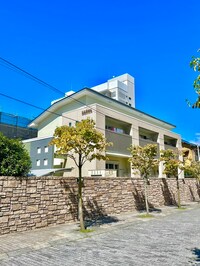 メディオ佐野