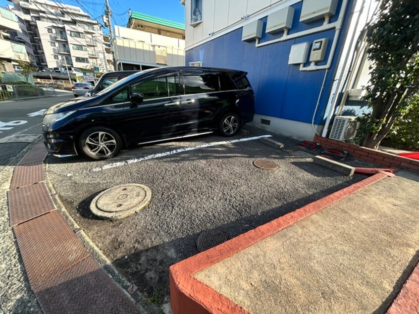 駐車場 ﾌﾚｸﾞﾗﾝｽ･ﾊﾙ