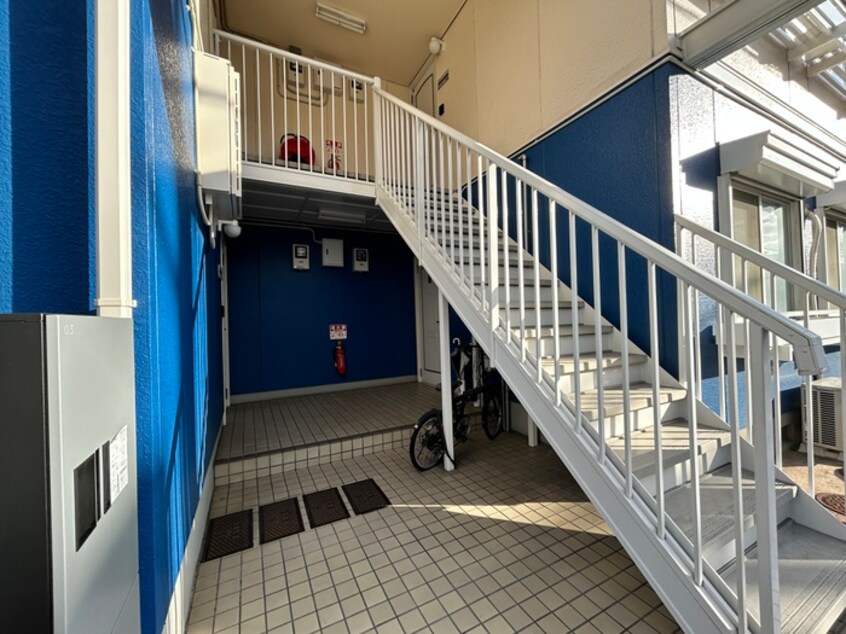 エントランス部分 ﾌﾚｸﾞﾗﾝｽ･ﾊﾙ