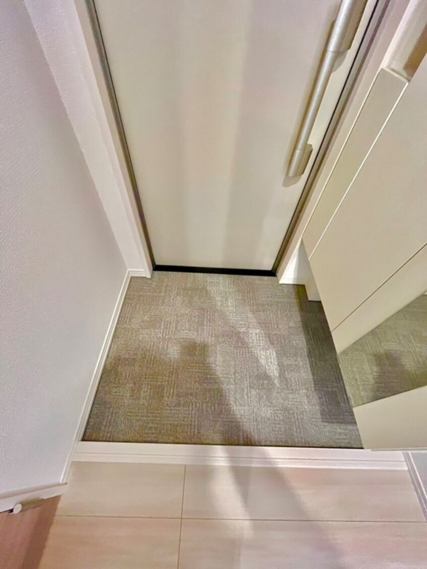 玄関 Ｄ－ＲＯＯＭ　ＮＡＮＫＡＩ