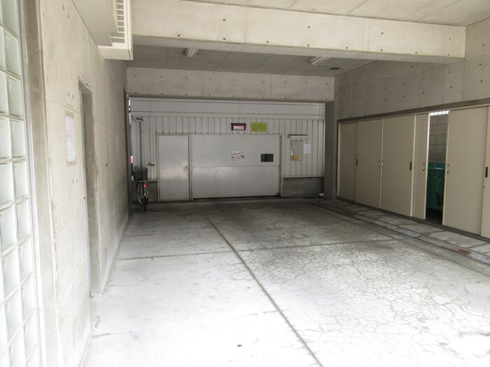 駐車場 中谷ビル