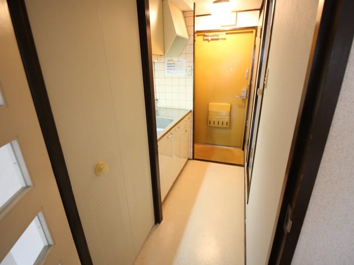 室内からの展望 ラベンダ－