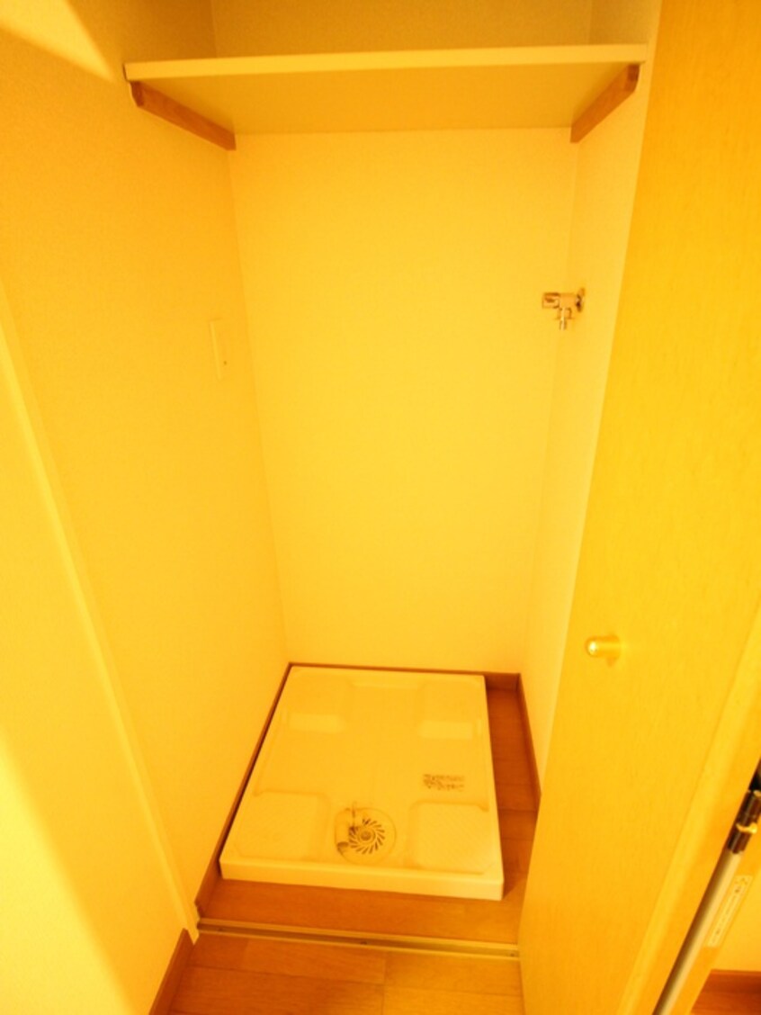 洗濯機置場 プレサンス梅田フロンティア