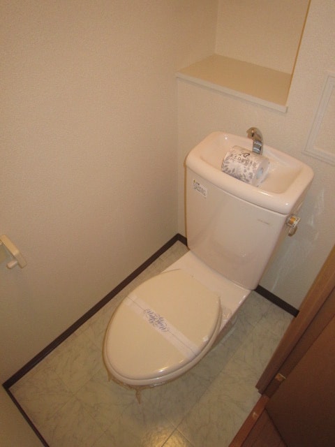 トイレ プレサンス梅田フロンティア