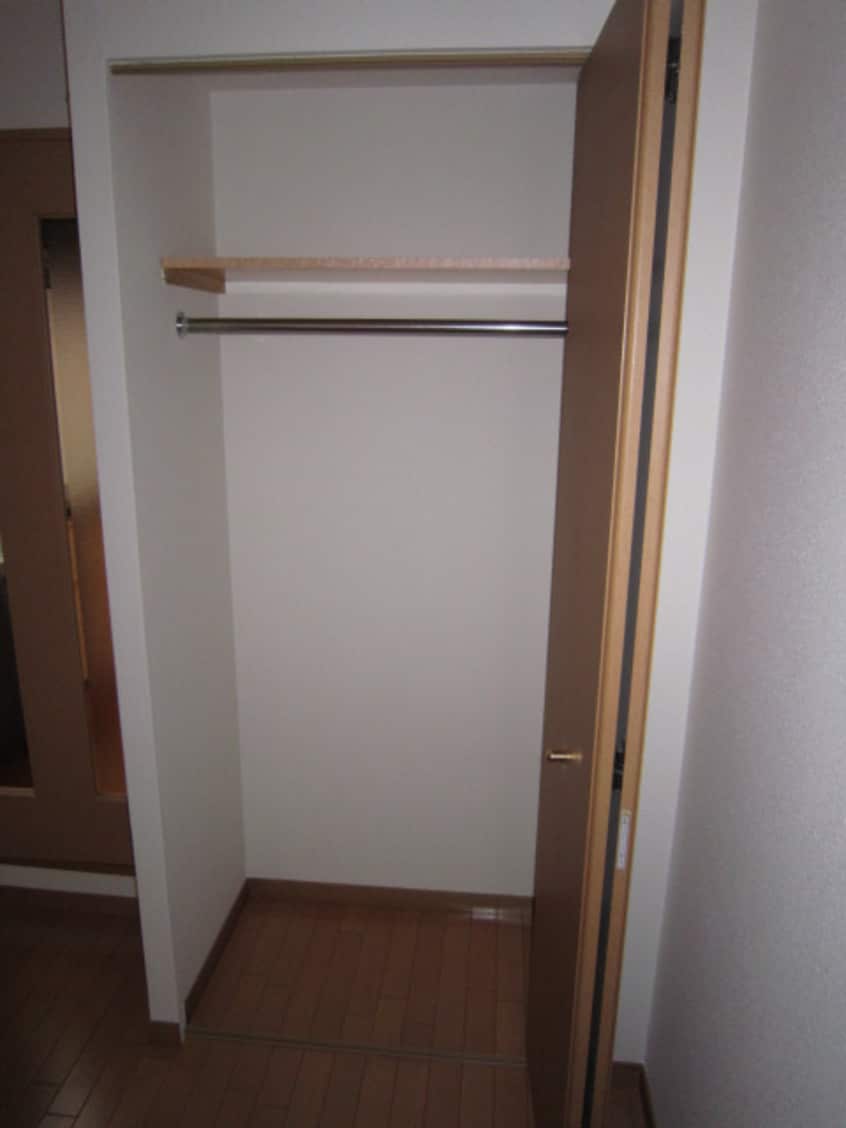 収納 プレサンス梅田フロンティア