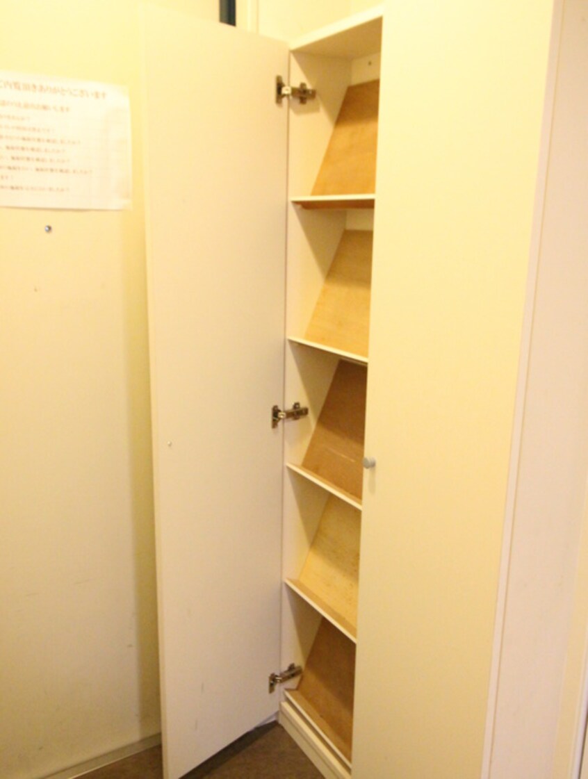 靴箱 メゾンなか２