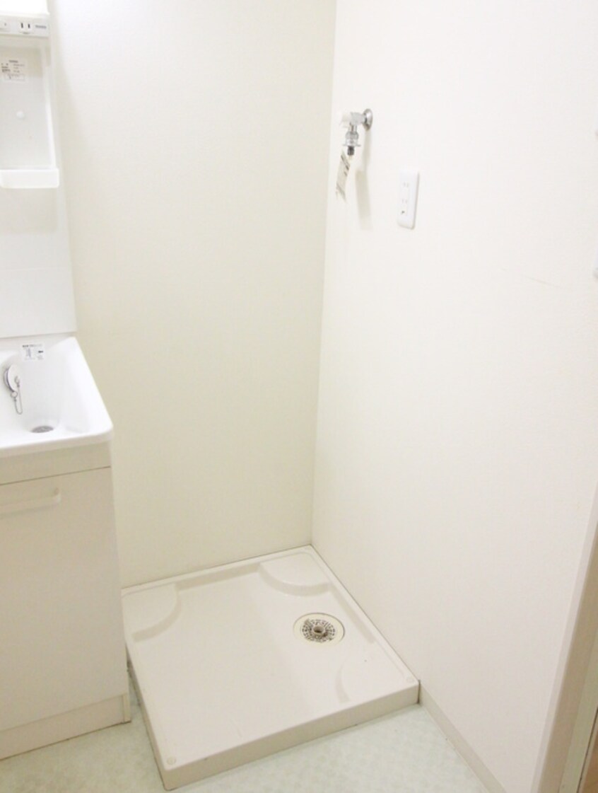 洗濯機置場 メゾンなか２