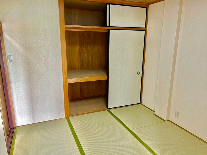 収納 Esperanza Nishimura