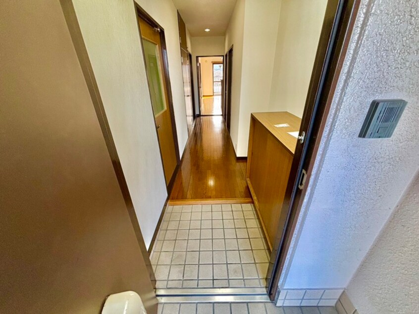 玄関 Esperanza Nishimura