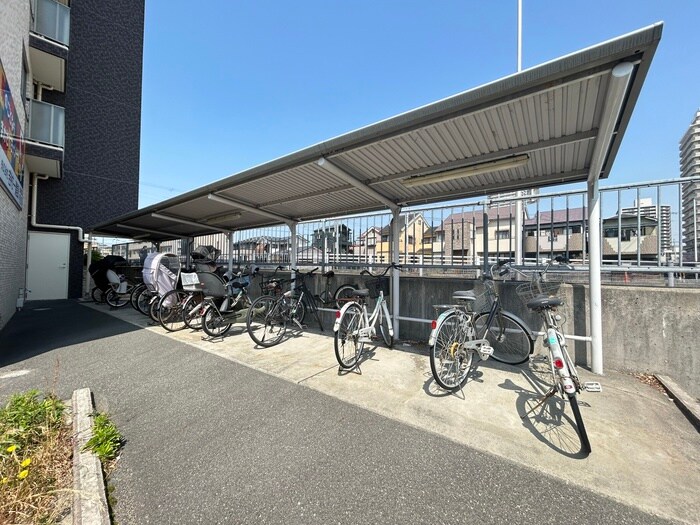 駐輪場 ワンズレジデンス北野田