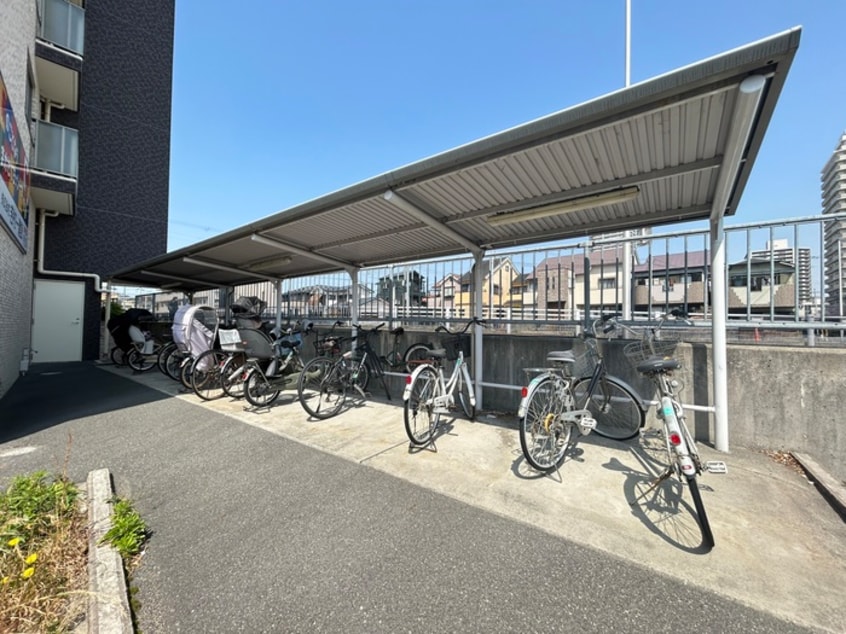 駐輪場 ワンズレジデンス北野田