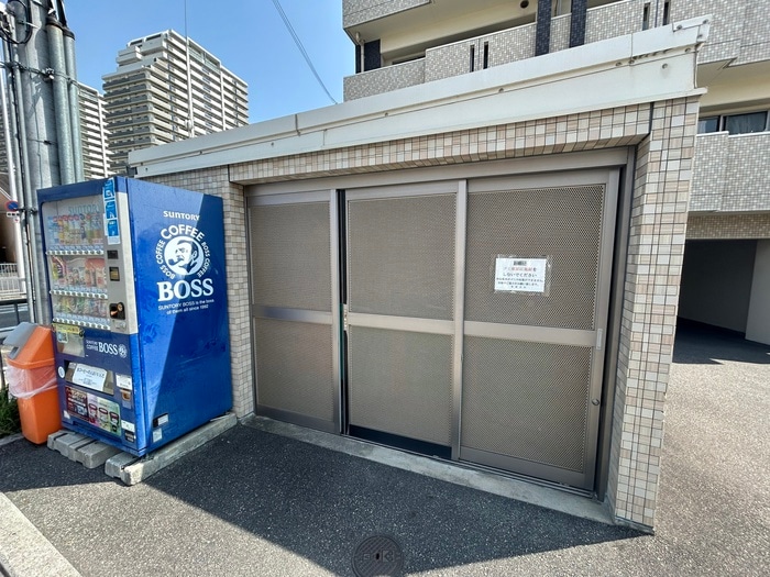 バイク置き場 ワンズレジデンス北野田