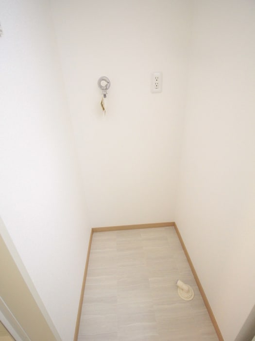 洗濯機置場 アネックス藤　ＥＡＳＴ