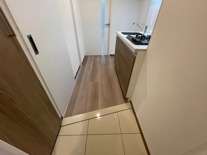 玄関 THEGARNETSUITE RESIDENCE西院Ⅰ