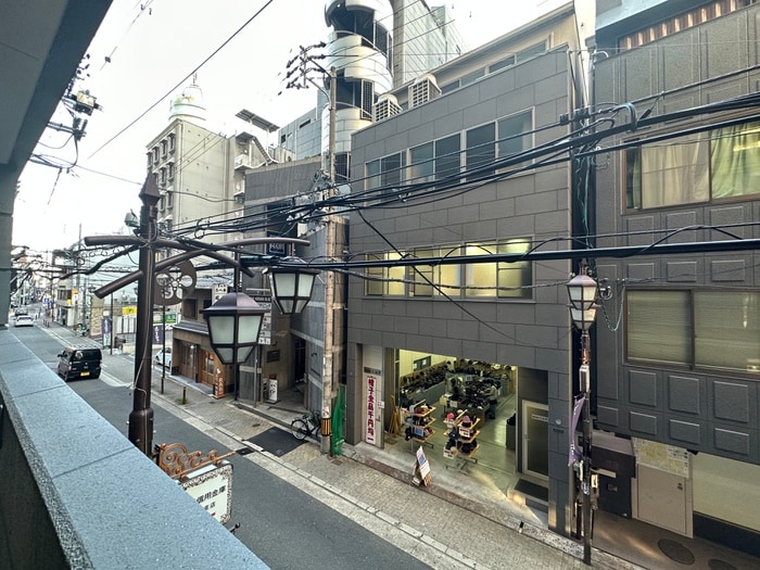 室内からの展望 エスリ－ド御堂筋梅田(205)