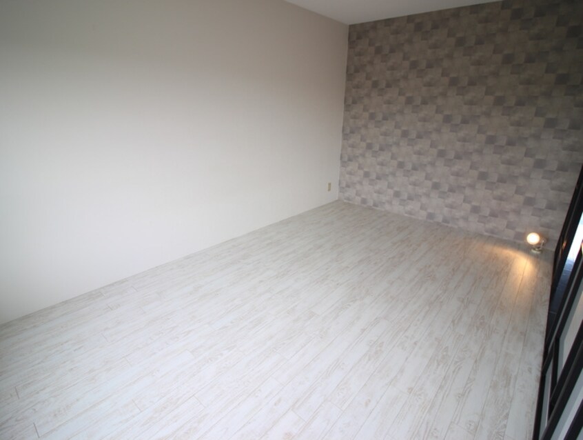 居室 エ－ド白川