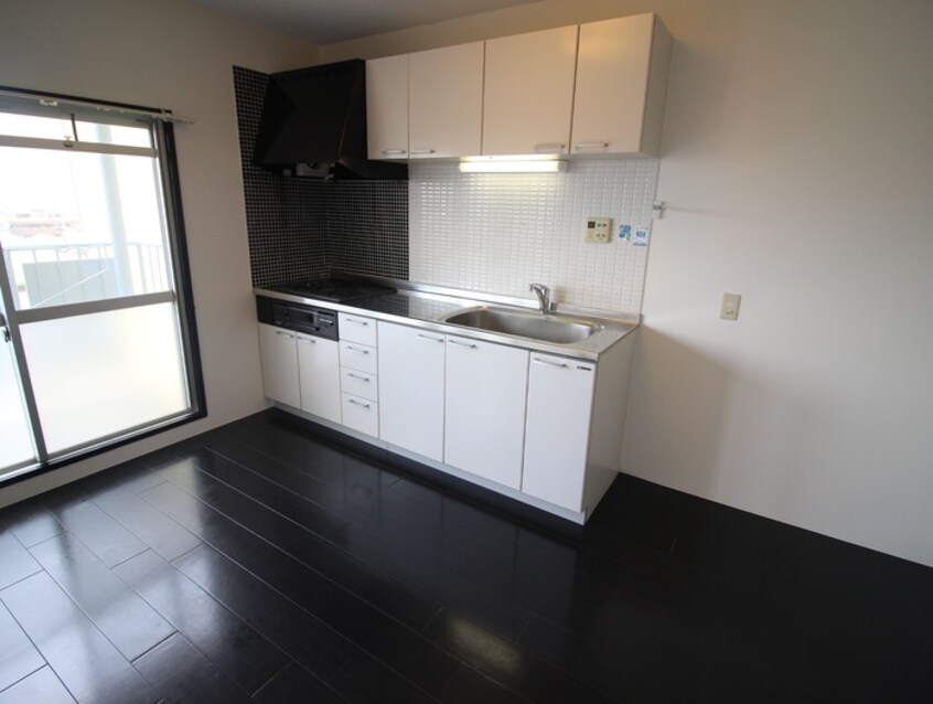 キッチン エ－ド白川