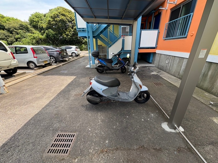 駐輪場 エ－ド白川