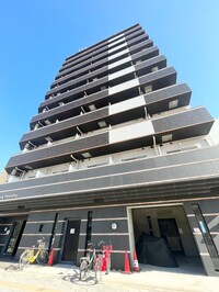 スワンズ難波パ－クビュ－(806)