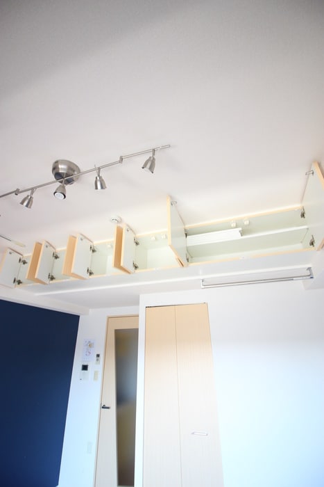 収納 セレニテ難波西