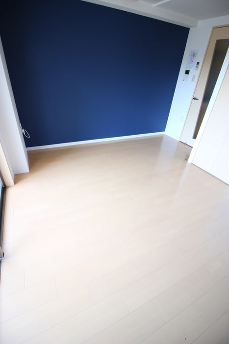 居室 セレニテ難波西