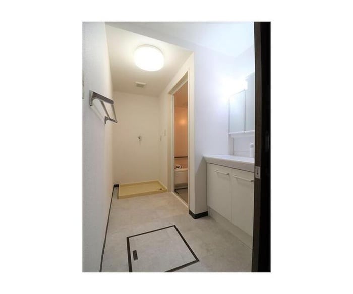 洗濯機置場 ヴィーブル岩倉