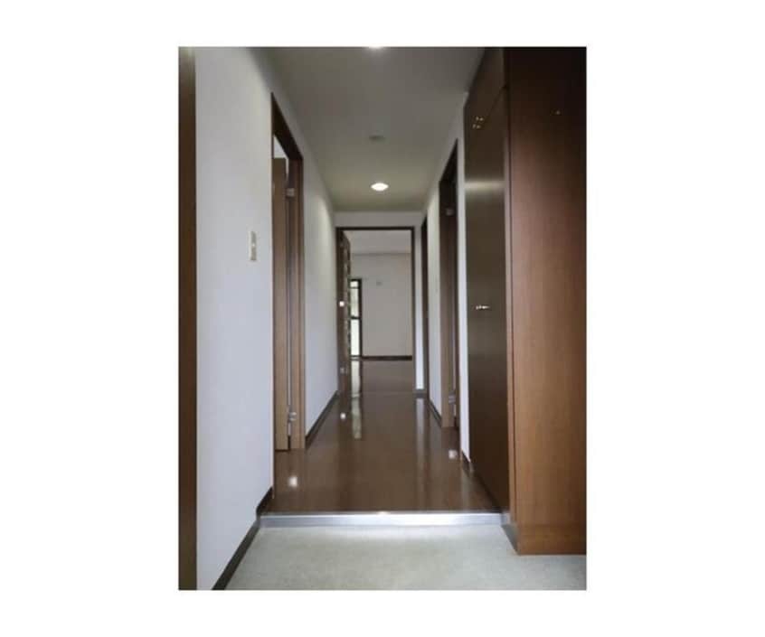 廊下 ヴィーブル岩倉