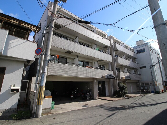 駐輪場 吉富ビル日の出プラザ１号館