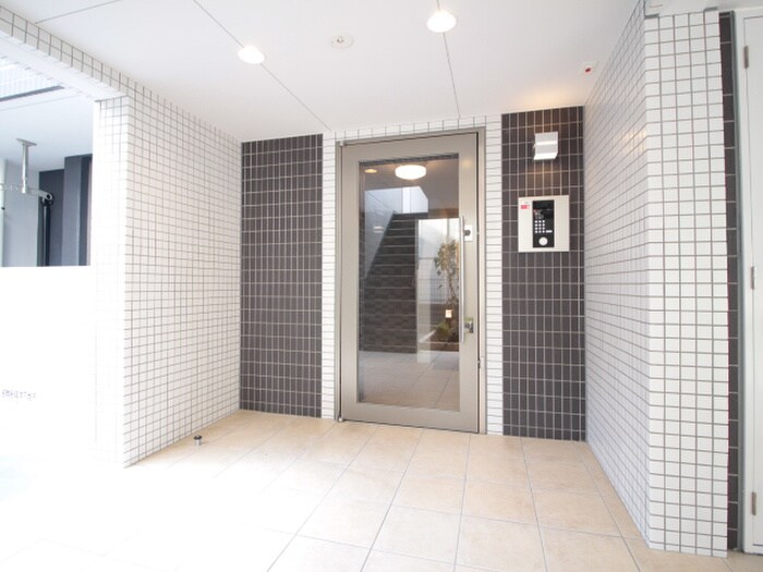 エントランス部分 クロワール長田