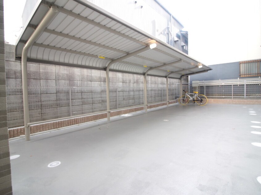 駐輪場 クロワール長田