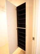 靴箱 クロワール長田