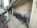 駐輪場 クレセントハウス